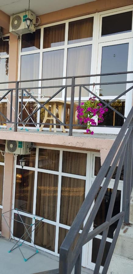 Arins-Park Otel Otradnoe Dış mekan fotoğraf
