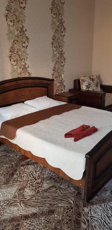 Arins-Park Otel Otradnoe Dış mekan fotoğraf
